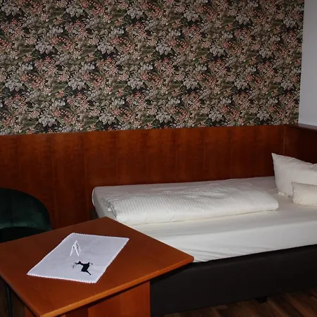 & Landgasthof Forsthof Ξενοδοχείο 3*