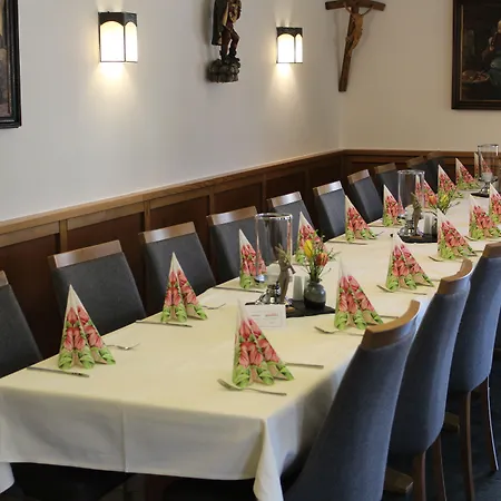 호텔 & Landgasthof Forsthof 카스틀