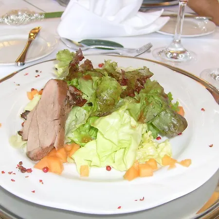 호텔 & Landgasthof Forsthof