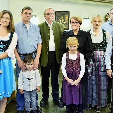 호텔 & Landgasthof Forsthof