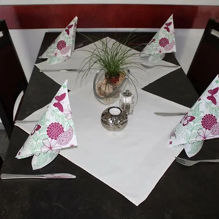 & Landgasthof Forsthof 호텔 카스틀