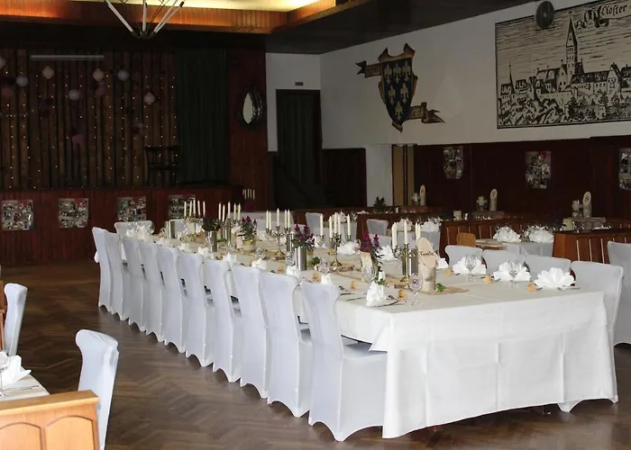 Hotel & Landgasthof Forsthof فندق